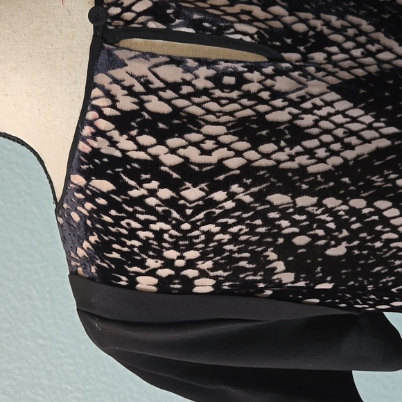 REBECCA TAYLOR Velvet Burnout Silk Snake Print Short Sleeve Top Blouse Sz 10 - Picture 12 of 16